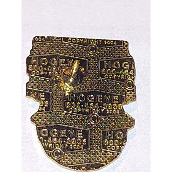 2004 Walmart Safety 1st Yellow Smiley Face Hard Hat Employee Lapel Pin Advertise - Picture 2 of 2